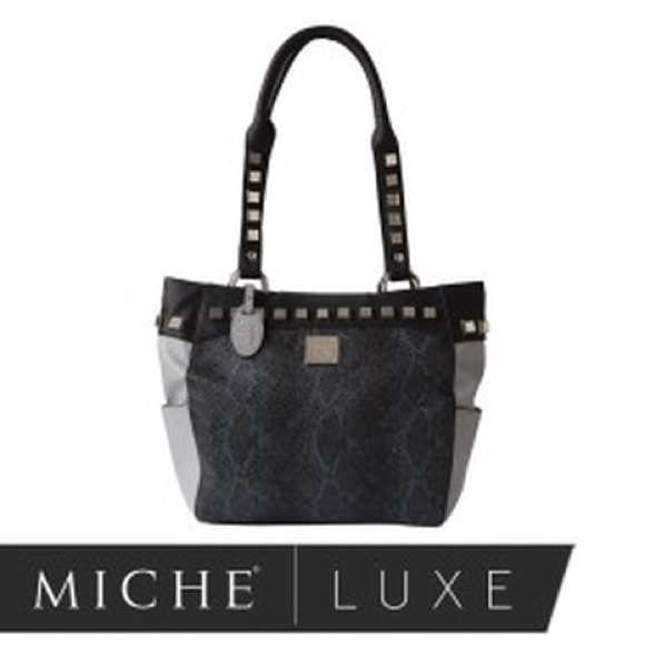 Calgary Luxe Demi Shell RARE!! - Picture 10 of 10